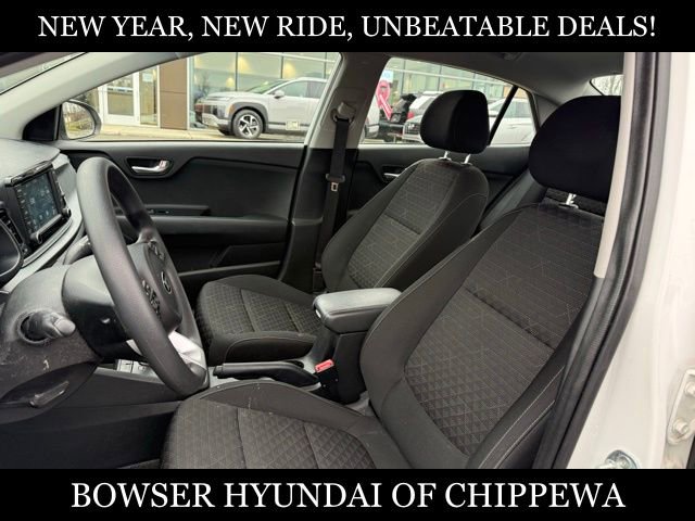 Used 2020 Kia Rio S image 3