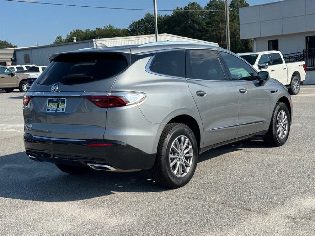 Used 2024 Buick Enclave Essence w/ LPO, Cargo Package FWD image 4