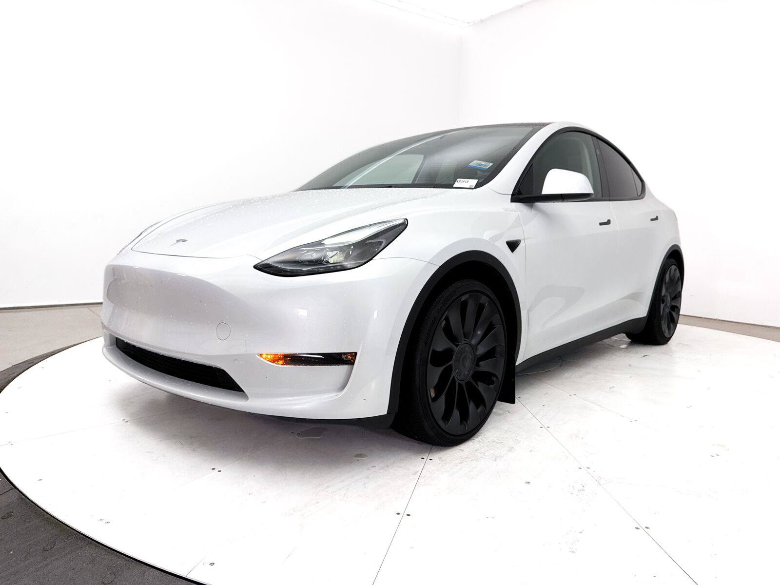 Used 2024 Tesla Model Y Performance AWD/4WD image 12