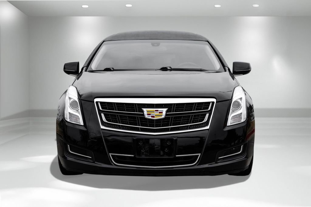 Used 2016 Cadillac XTS image 4