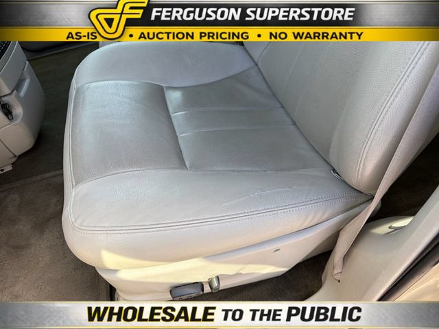 Used 2006 Chrysler Town & Country Touring FWD image 19