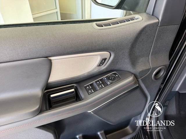Certified 2025 Ford Expedition Active RWD image 15