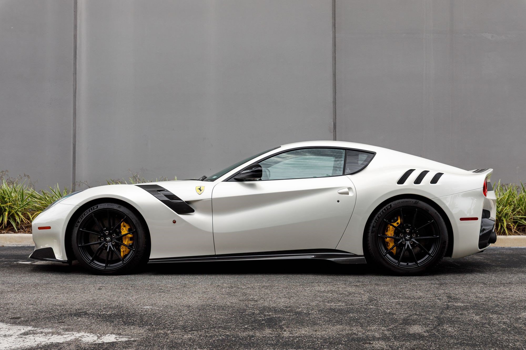 Used 2017 Ferrari F12tdf RWD image 2