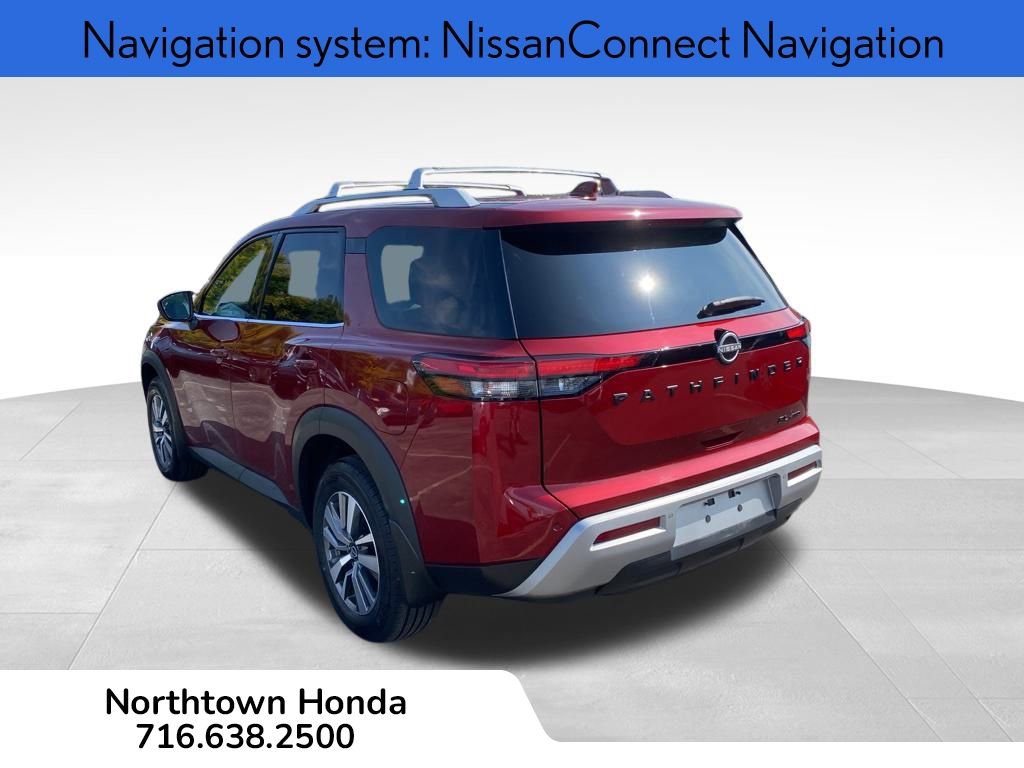 Used 2022 Nissan Pathfinder SL w/ SL Black Package image 7