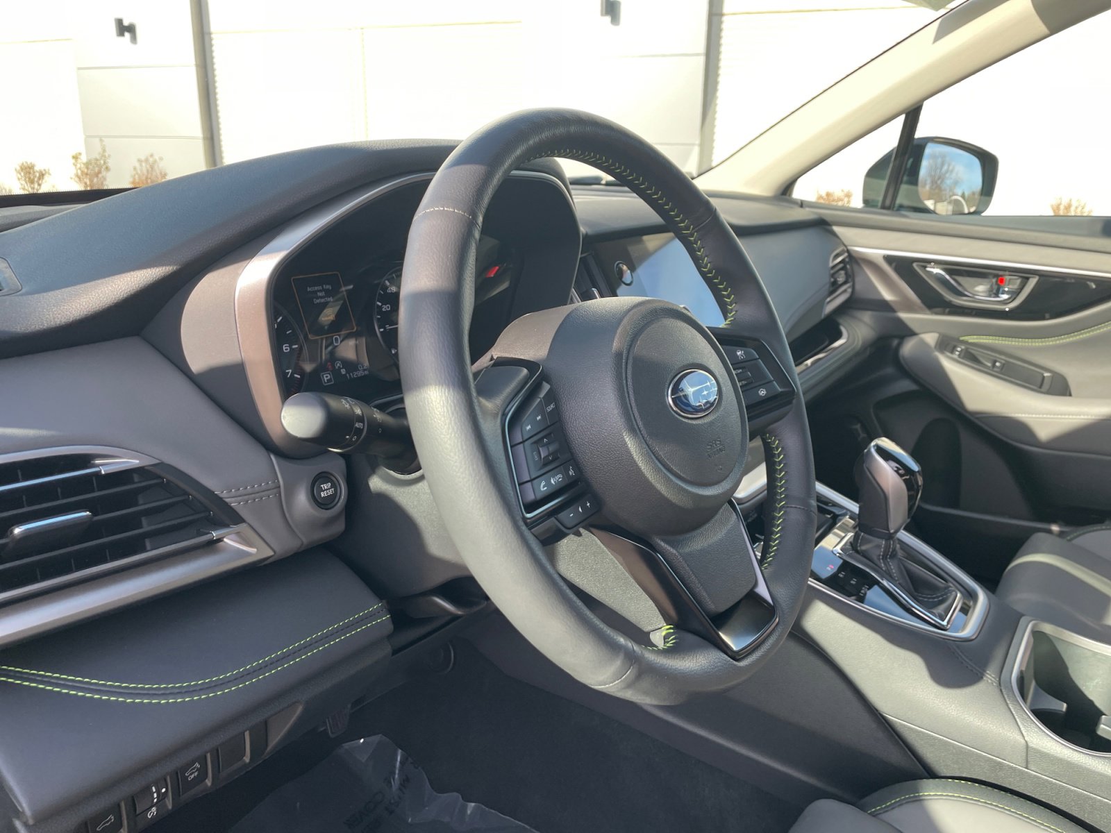 Certified 2025 Subaru Outback Onyx Edition XT image 25