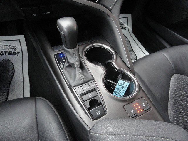 Used 2024 Toyota Camry XSE image 13