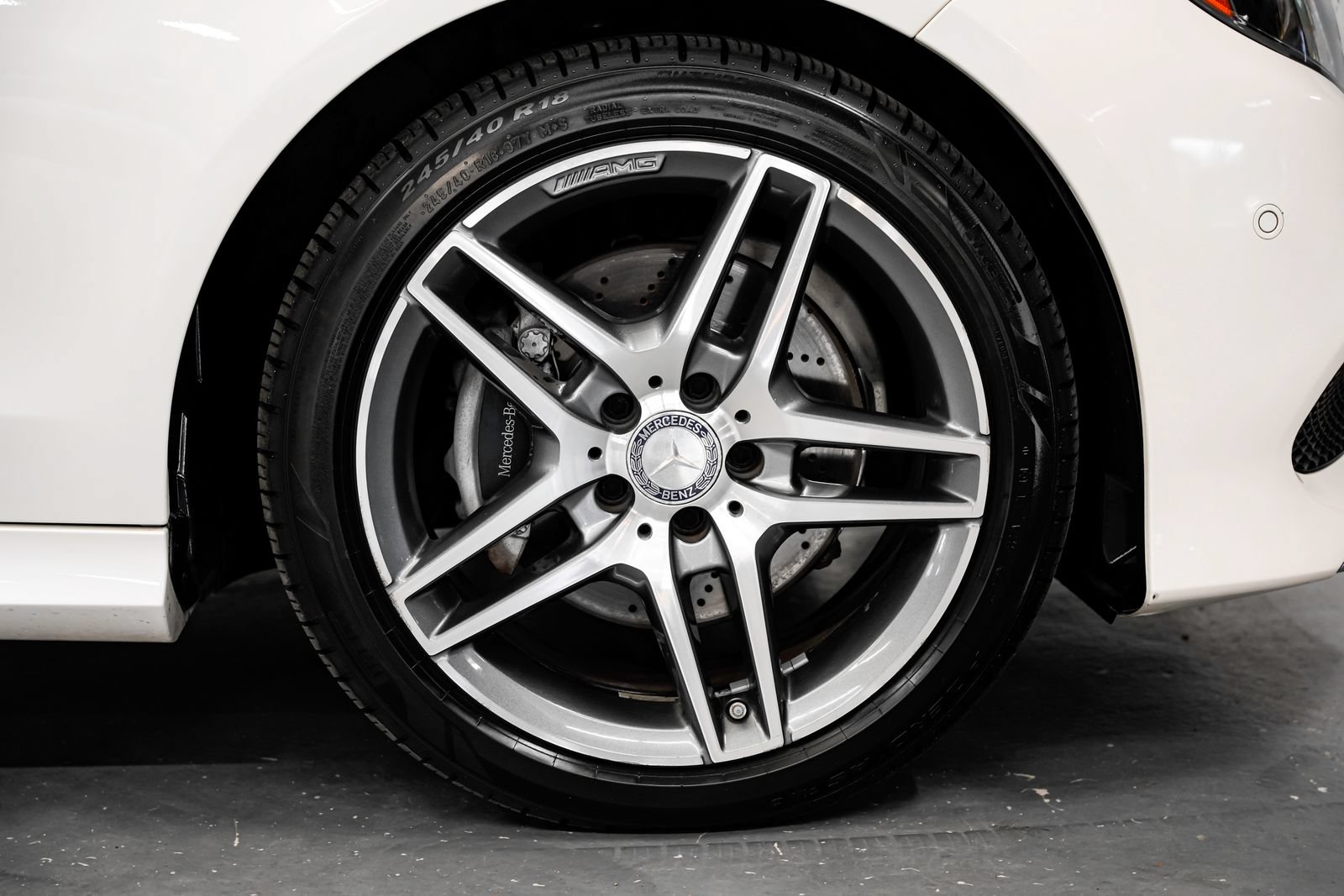Used 2015 Mercedes-Benz E 400 Sedan image 52