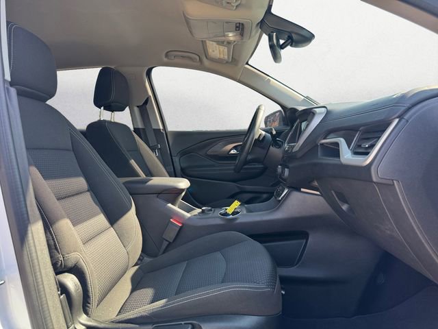 Used 2024 GMC Terrain SLE image 15
