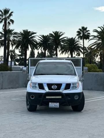 Used 2007 Nissan Frontier SE w/ SE Value Truck Pkg RWD image 5