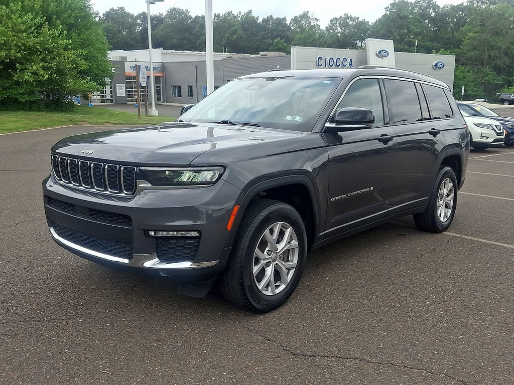 Used 2022 Jeep Grand Cherokee L Limited AWD/4WD image 6