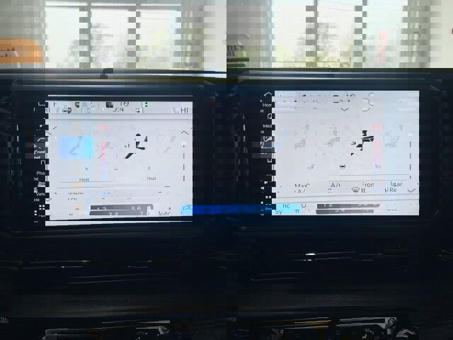 Used 2025 Jeep Wrangler Unlimited Rubicon w/ XTREMEE 35" Tire Package image 25