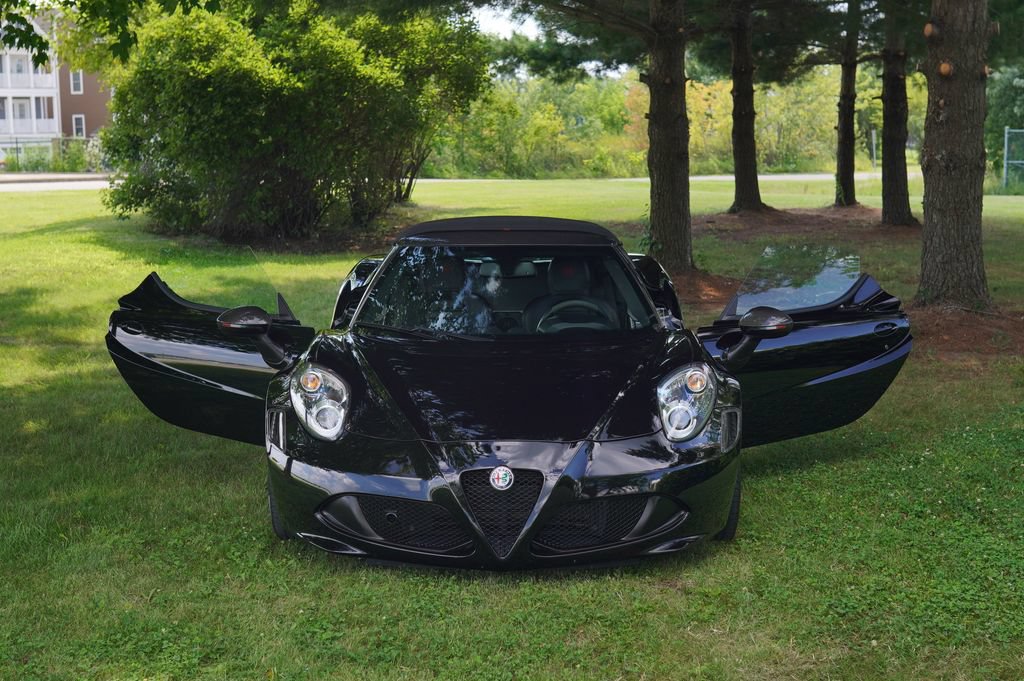 Used 2019 Alfa Romeo 4C Spider RWD image 51
