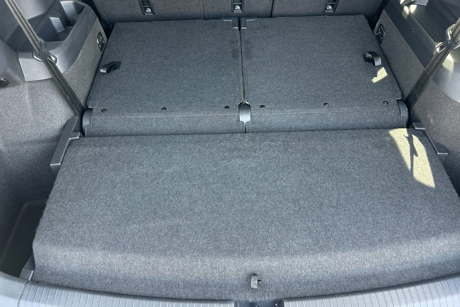 Certified 2023 Volkswagen Tiguan SE w/ Panoramic Sunroof Package image 16