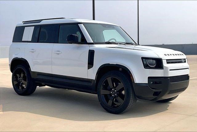 New 2026 Land Rover Defender 110 X-Dynamic SE image 2
