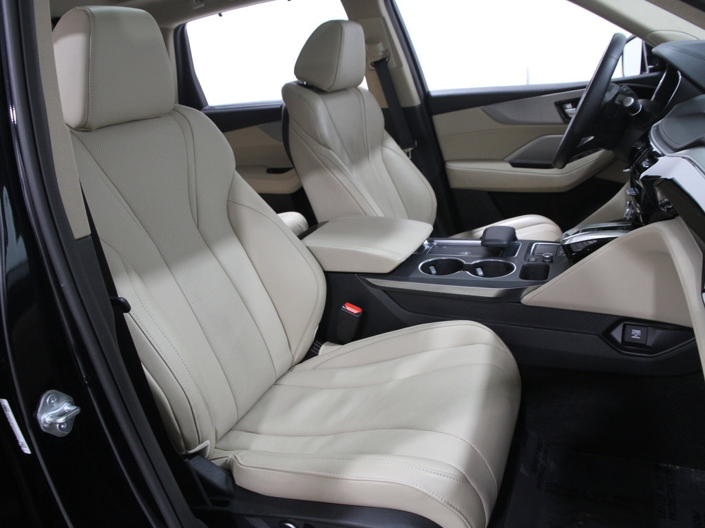 Used 2023 Acura MDX SH-AWD w/ Technology Package image 16