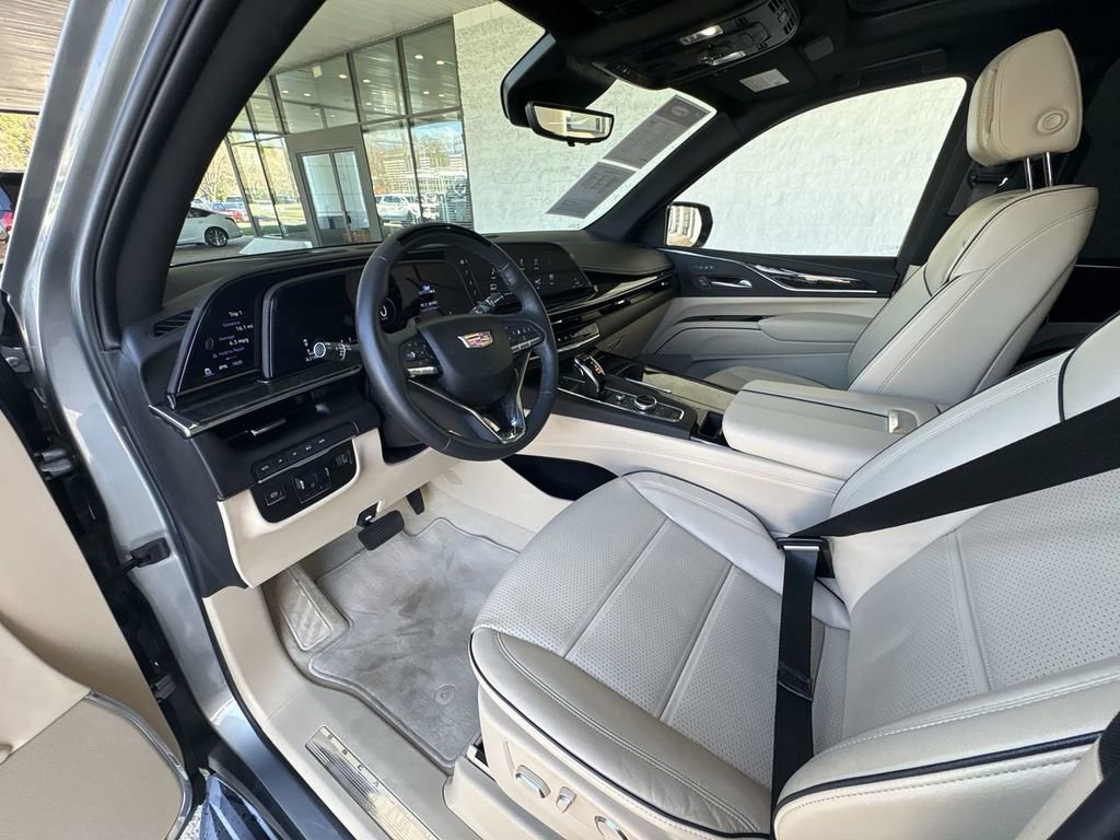 Certified 2023 Cadillac Escalade Premium Luxury w/ Performance Package image 10