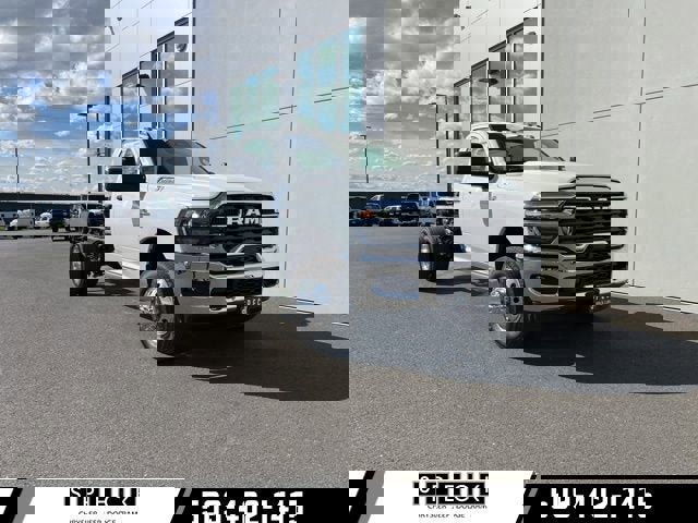 New 2026 RAM 3500 Tradesman w/ Chrome Appearance Group