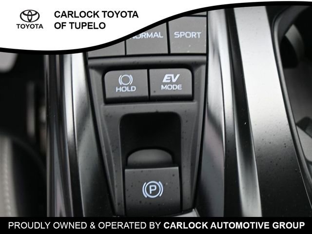 Used 2026 Toyota Camry SE FWD image 15