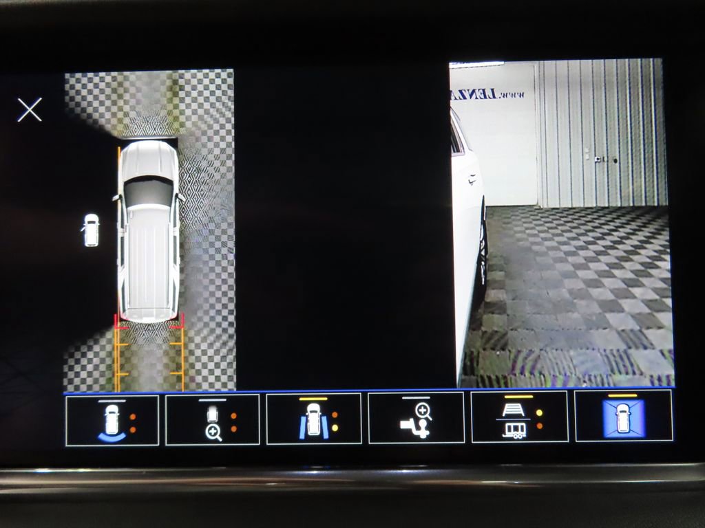 Used 2023 GMC Yukon XL Denali w/ Max Trailering Package AWD/4WD image 23