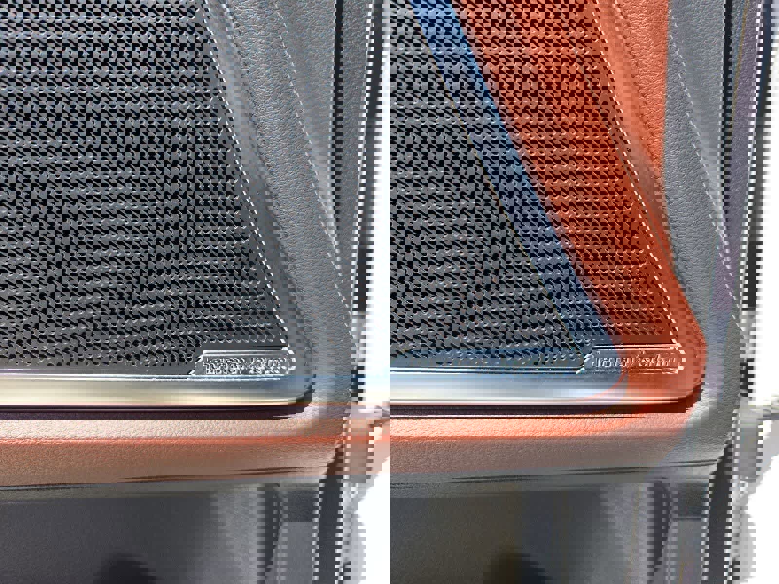 Certified 2025 Kia Telluride SX image 30