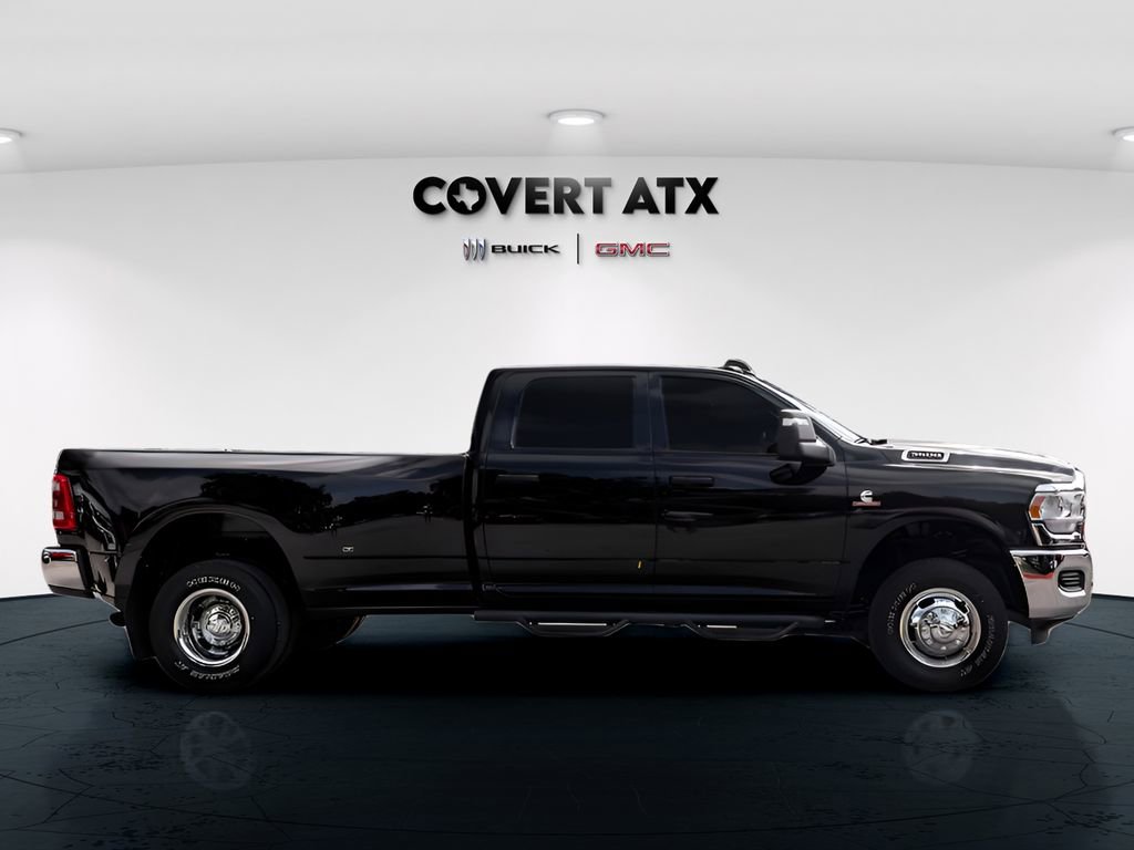 Used 2024 RAM 3500 Tradesman w/ Chrome Appearance Group AWD/4WD image 8