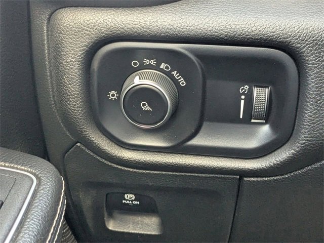 Used 2024 RAM 1500 Laramie image 27
