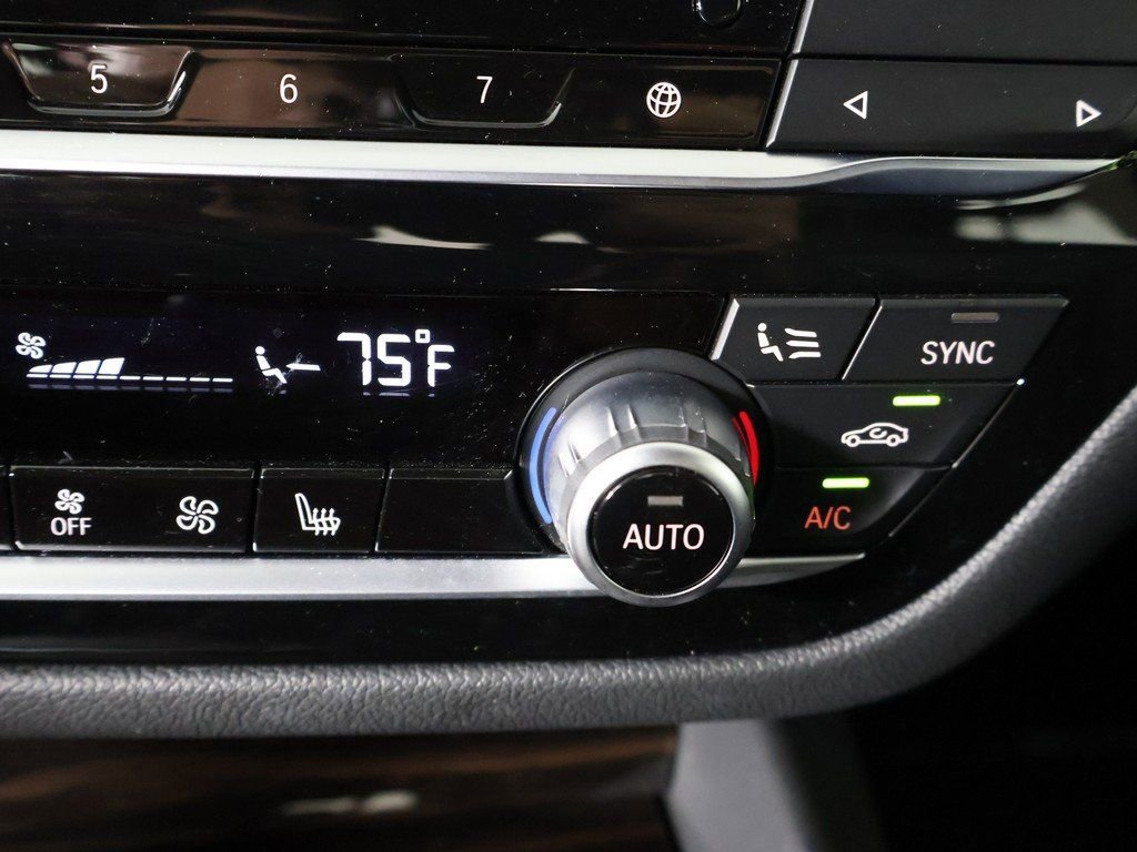 Used 2022 BMW 530i xDrive w/ Premium Package image 50