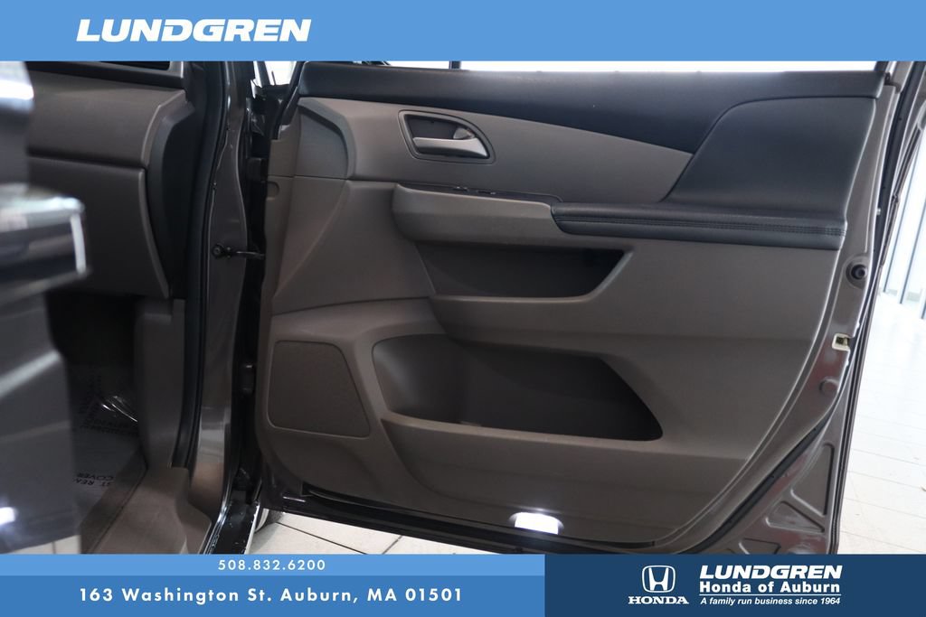 Used 2012 Honda Odyssey Touring image 16