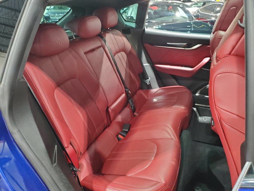 Used 2021 Maserati Levante S GranSport AWD/4WD image 21