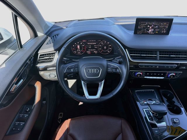 Used 2018 Audi Q7 3.0T Prestige w/ Prestige Package AWD/4WD image 18