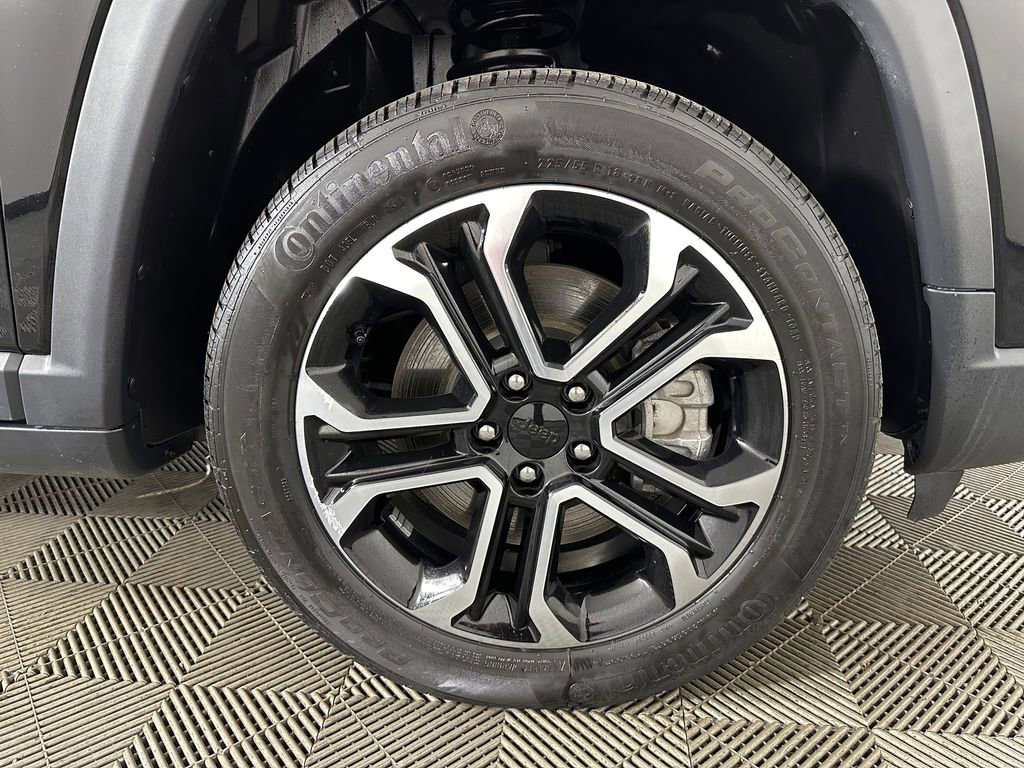 Used 2023 Jeep Compass Limited AWD/4WD image 31