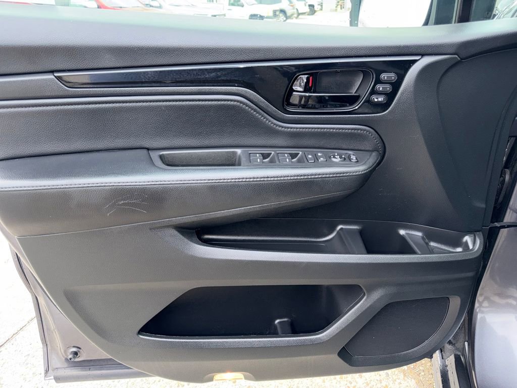 Used 2022 Honda Odyssey Touring image 10