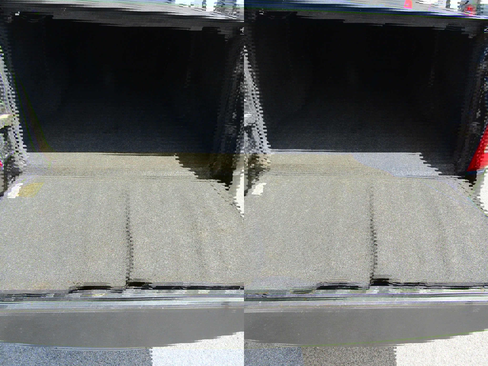 Used 2021 RAM 1500 Limited w/ Body Color Bumper Group image 17