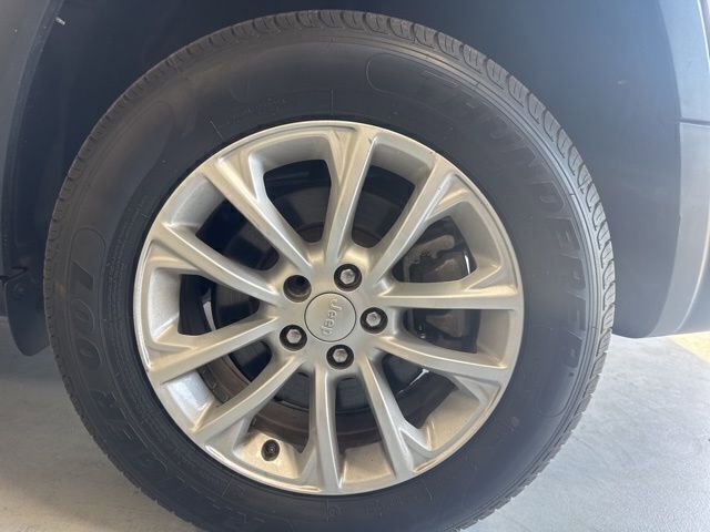 Used 2021 Jeep Cherokee Latitude image 9