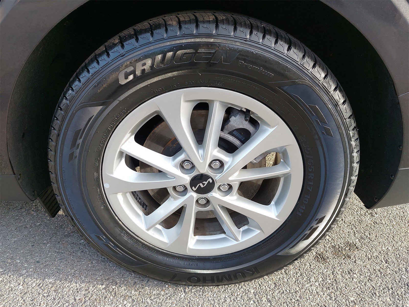 Certified 2024 Kia Carnival LX image 39