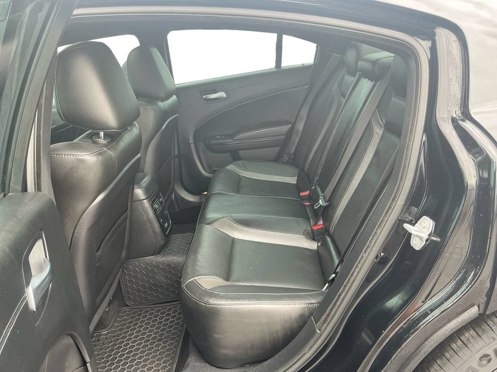 Used 2022 Dodge Charger SXT w/ Plus Group RWD image 21