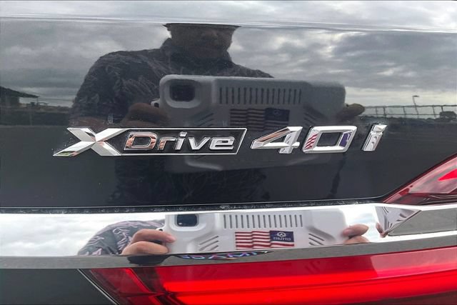 Used 2020 BMW X7 xDrive40i w/ Premium Package AWD/4WD image 34