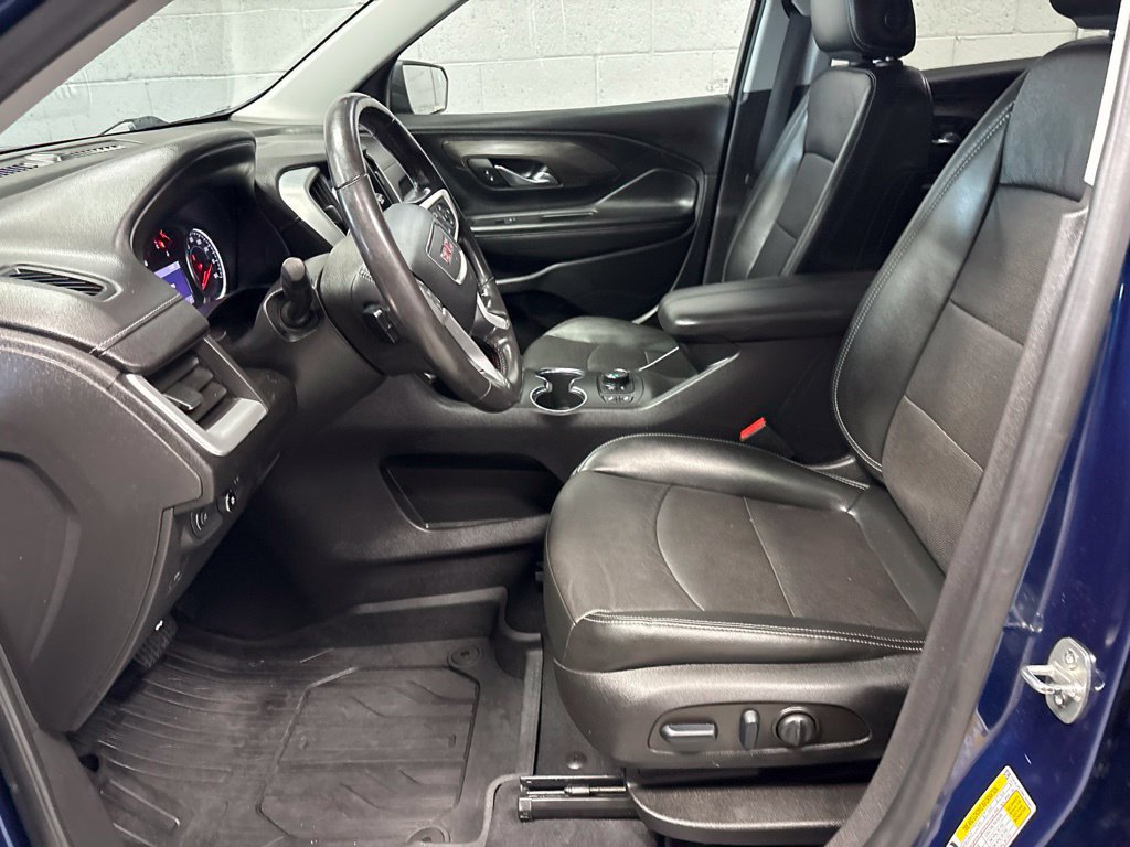 Used 2022 GMC Terrain SLT w/ LPO, Floor Liner Package FWD image 15