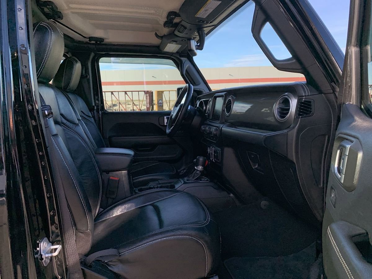 Used 2019 Jeep Wrangler Unlimited Sahara w/ Uconnect 4C Nav & Sound Group AWD/4WD image 33