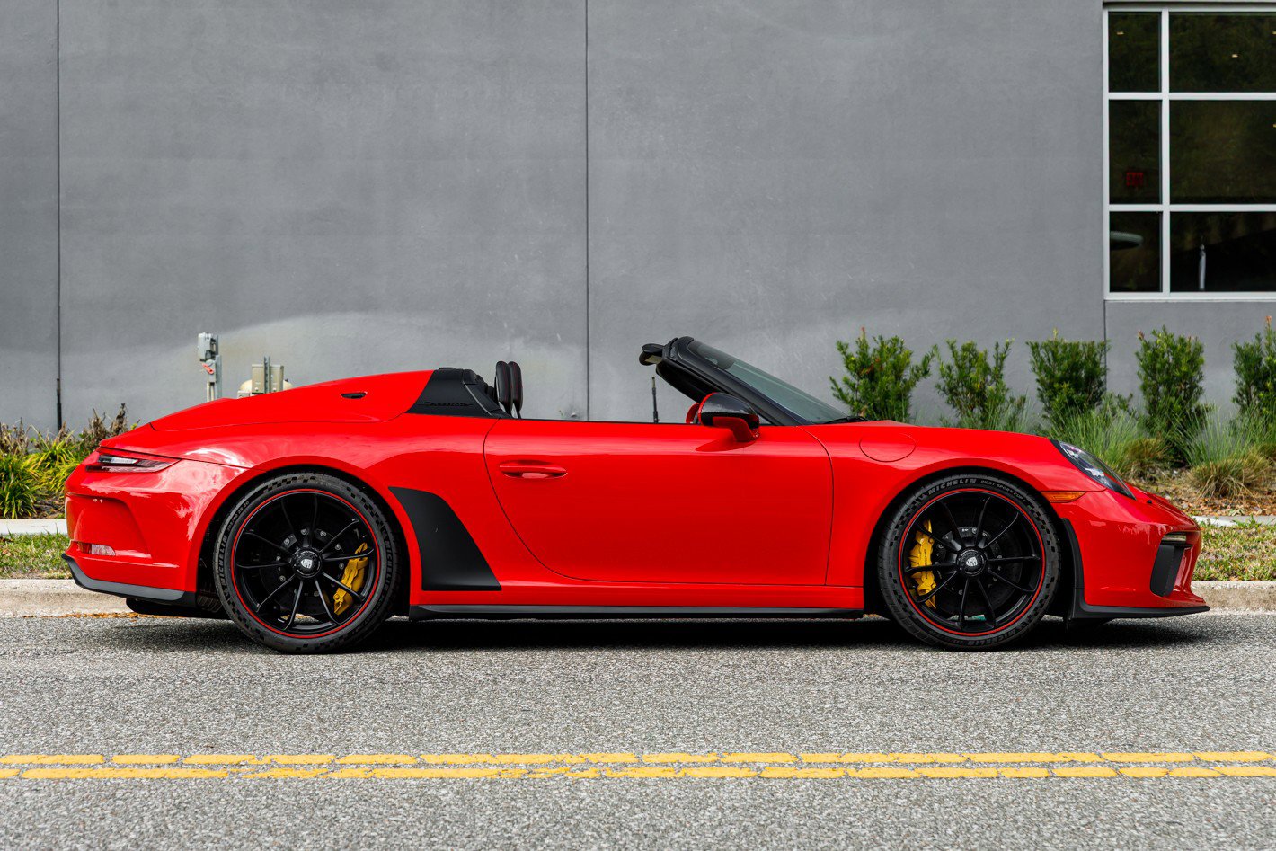 Used 2019 Porsche 911 Speedster image 3