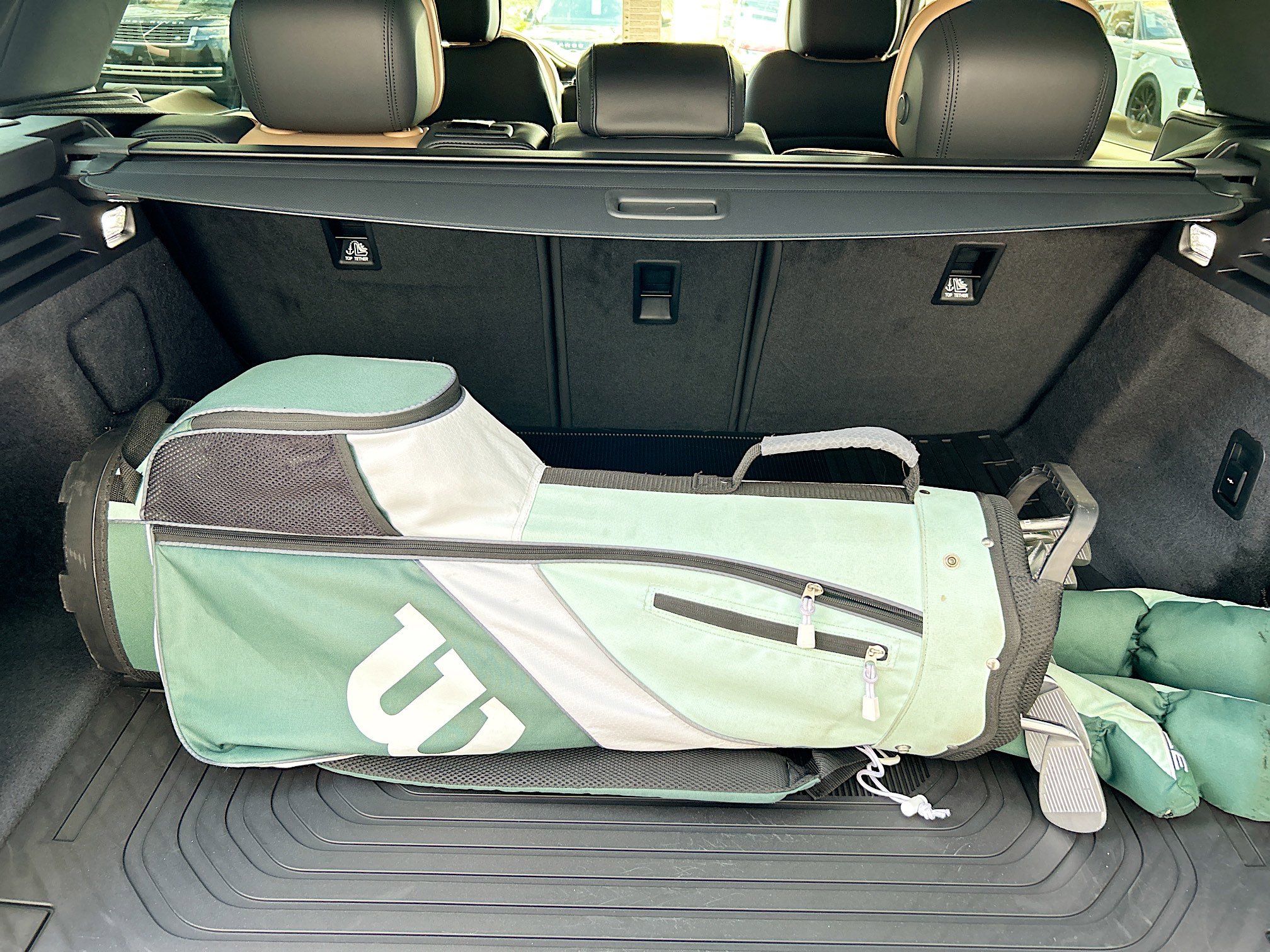 Used 2025 Land Rover Range Rover Sport Dynamic SE image 9