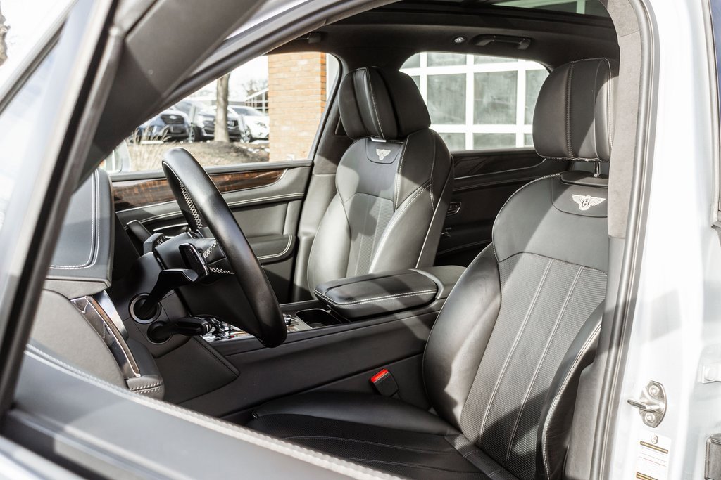 Used 2019 Bentley Bentayga image 7
