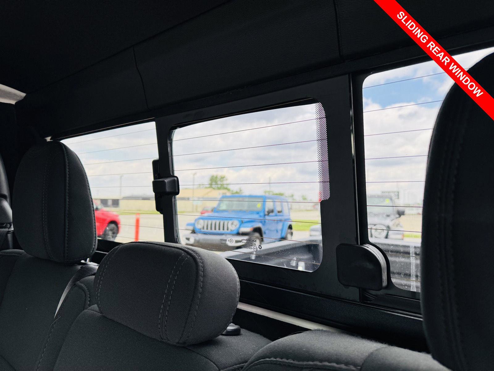 Used 2021 Jeep Gladiator Sport AWD/4WD image 6