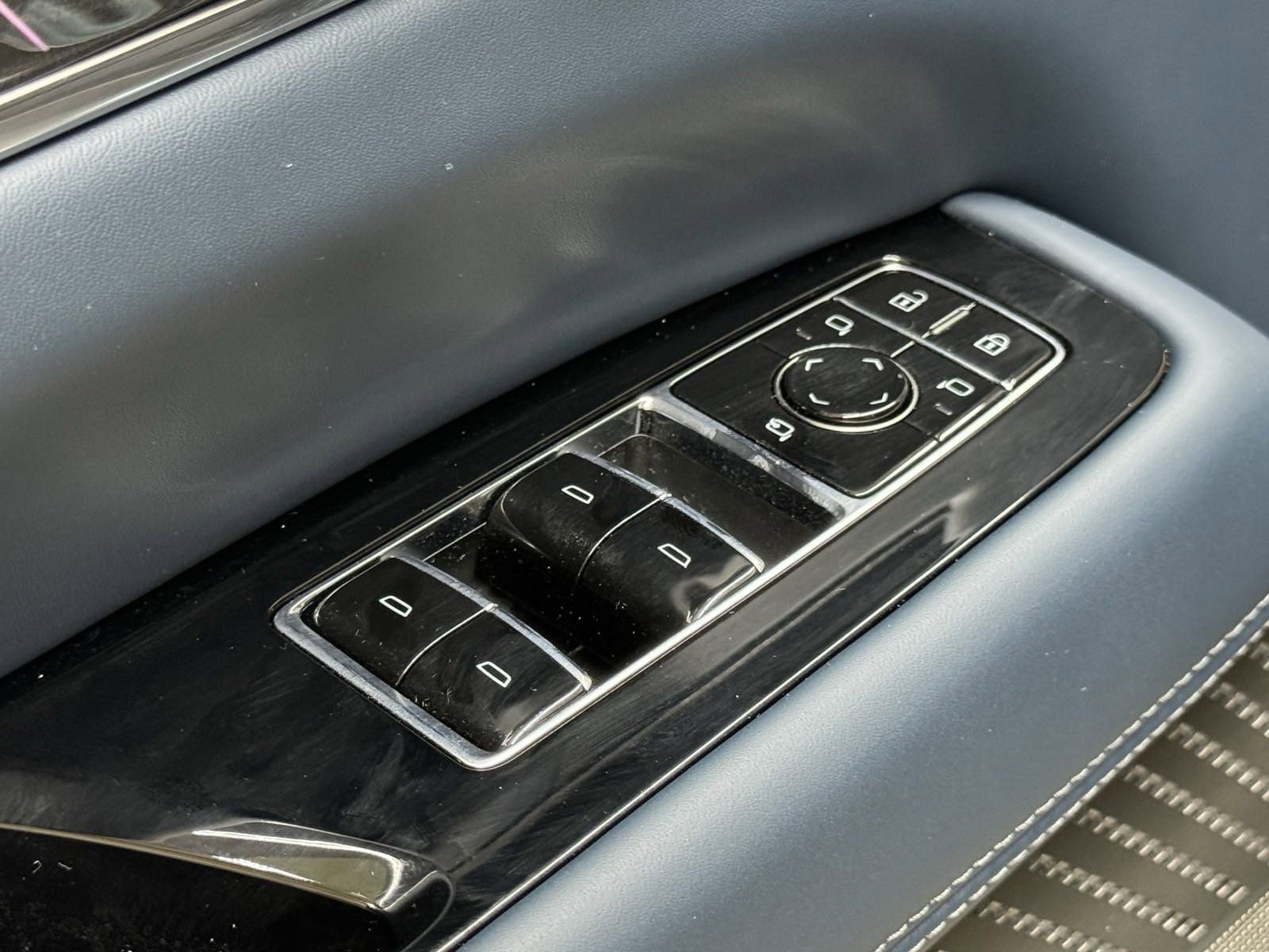 New 2025 Cadillac Escalade IQ Luxury 2 image 26