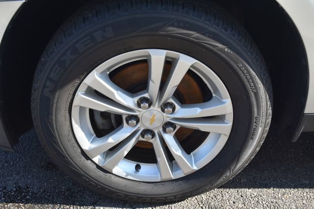 Used 2017 Chevrolet Equinox LS FWD image 41