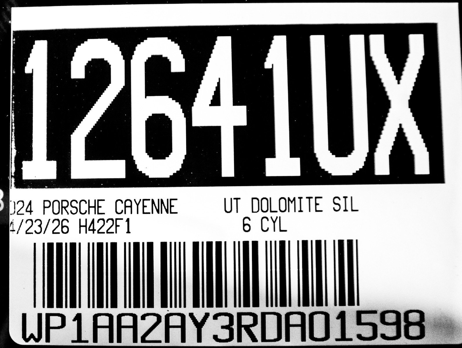 Certified 2024 Porsche Cayenne AWD/4WD image 29