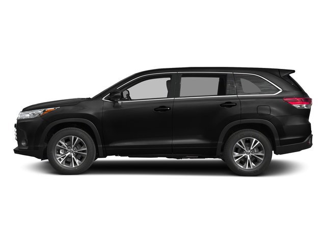 Used 2017 Toyota Highlander Plus AWD/4WD image 3