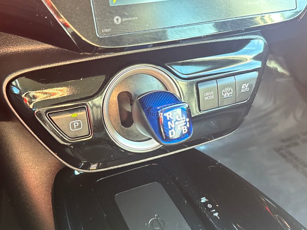 Used 2021 Toyota Prius Prime XLE image 24