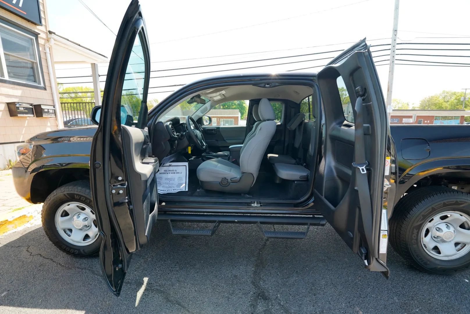 Used 2019 Toyota Tacoma SR w/ SR Convenience Package AWD/4WD image 20