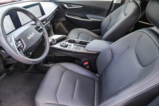 Used 2024 Kia EV6 Wind RWD image 19